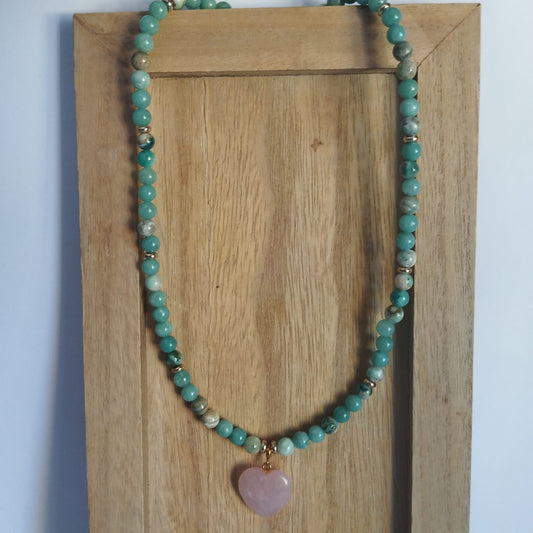 Collar corazón Jade y Piedra Fenix
