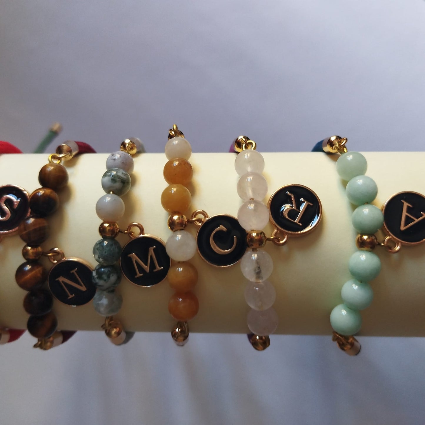 Pulsera Piedras con inicial