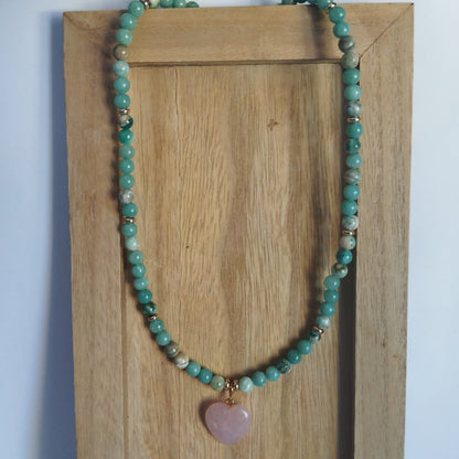 Collar corazón Jade y Piedra Fenix